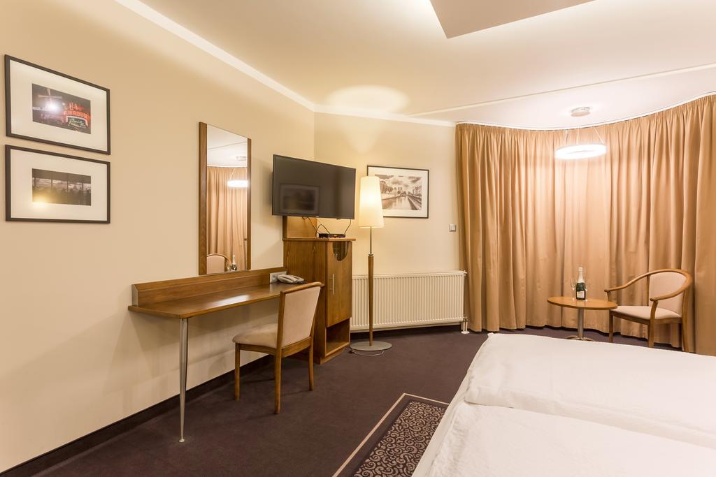 Szonyi Garden Hotel Pest Βουδαπέστη Εξωτερικό φωτογραφία