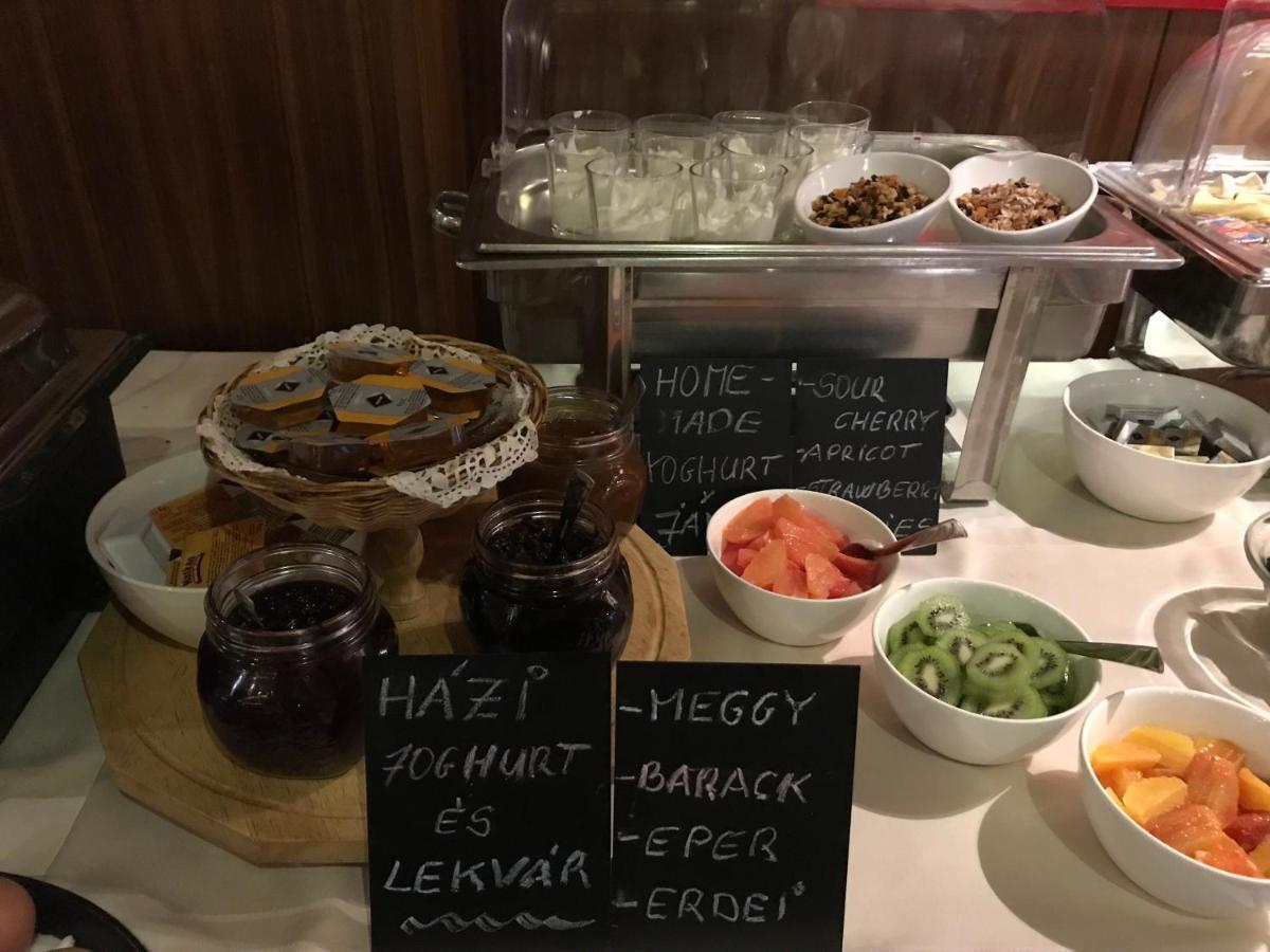 Szonyi Garden Hotel Pest Βουδαπέστη Εξωτερικό φωτογραφία